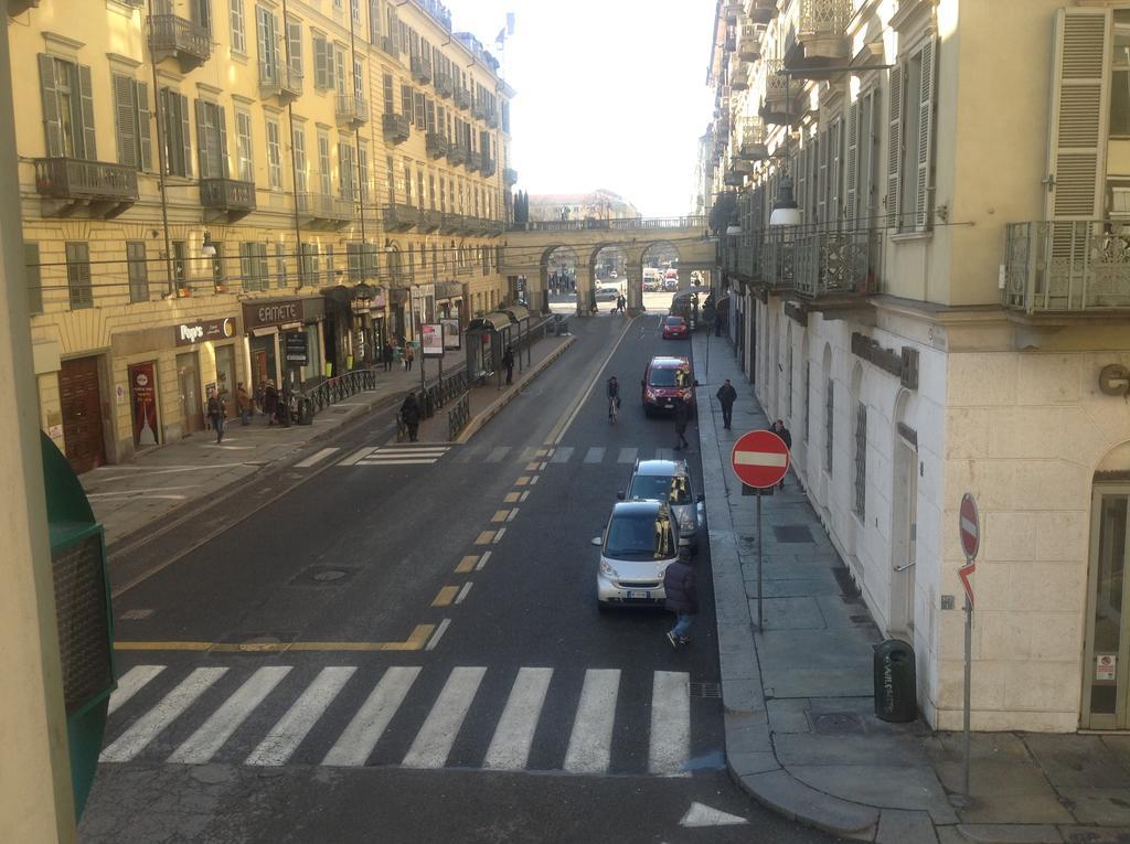 Affittacamere Maison Napoleon Turin Bagian luar foto